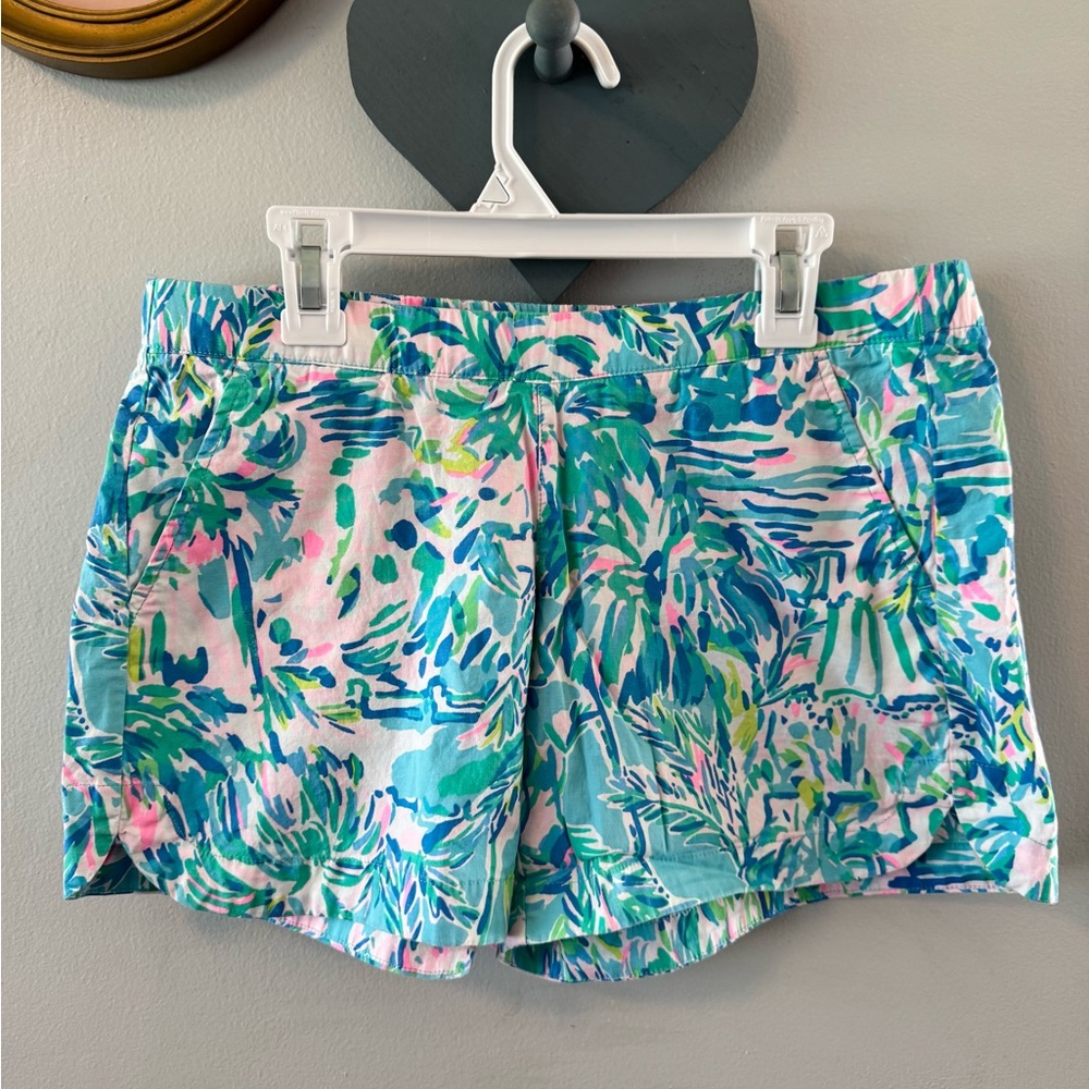 Lilly Pulitzer Women's Tropical Print Shorts - Blue and Pink